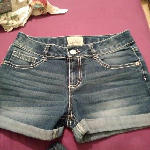 Roebuck and Co Denim shorts - Picture 2 of 2